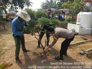 Polsek Kepulauan Seribu Selatan dan Pemda Tanam Pohon di Setiap Pulau Penduduk Demi Kurangi Polusi Udara