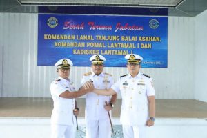 Tongkat Komando Lanal TBA Resmi Diserahterimakan