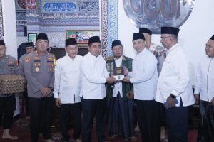 Sholat Subuh Berjama’ah Keliling, Kapolda Metro Jaya Minta Warga Bijak Gunakan Medsos