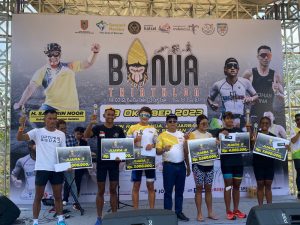 Prajurit TNI AL Meraih Juara Tiga Triathlon Kelas Elite Kategori Standar Internasional