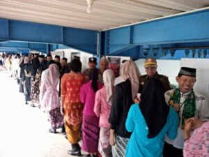 Bhabinkamtibmas Pulau Tidung Rayakan Hari Guru Nasional Bersama Murid SMKN 61 Jakarta dalam Kegiatan ‘Police Goes to School’