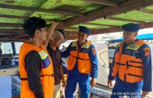 Satuan Polair Polres Kepulauan Seribu Gelar Patroli Laut Dialogis, Tingkatkan Keamanan di Perairan Pulau Untung Jawa