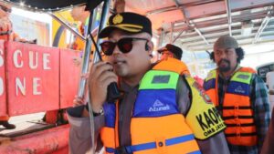 Kapolres Kepulauan Seribu dan Pejabat Utama Polres Cek TPS Rawan di PT. PHE OSSES untuk Persiapan Pemilu 2024