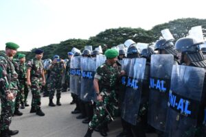 Prajurit Lanal Sabang Ikuti Apel Gelar Pasukan Kesiapan TNI Pada Pengamanan Pemilu 2024