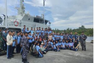 Berikan Edukasi Kebaharian dan Kemaritiman, Lanal Nias Gelar Open Ship di KAL Hinako I-2-19