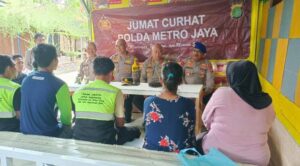 Kapolres Kepulauan Seribu dan PJU Jum;at Curhat Pasca Hari Raya Idul Fitri untuk Ciptakan Kondisi Harmonis