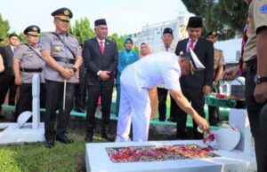 Wadan Lantamal I Laksanakan Ziarah Dalam Rangka Hari Jadi Ke-76 Provinsi Sumatera Utara