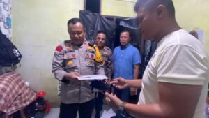 Gagalkan Pencurian Besi Pembatas Jalan, Pasutri ini Diapresiasi Polisi