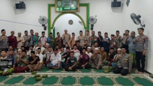 Polsek Koja Giat Program Subuh Keliling dan Pembagian Baksos Oleh Dir Binmas Polda Metro Jaya di Masjid Al – Asyroh Rawa Badak Selatan