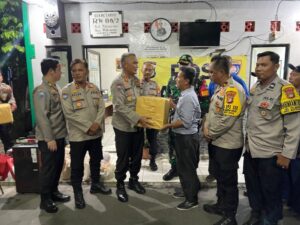 Dirbinmas Polda Metro Jaya Gelar Giat Cooling System Dan Silaturahmi Dengan Warga RW 08 Palmeriam Matraman