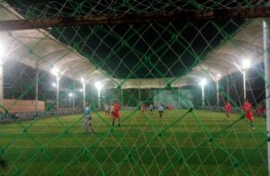 Jalin Keakraban dengan Jurnalis Kapolsek Koja Ajak Olahraga Main Futsal di Cafe Soccer Plumpang