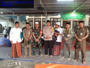 Polres Kepulauan Seribu Amankan Sholat Idul Adha 1445 H di Wilayahnya