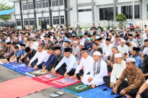 Lantamal I Laksanakan Sholat Idul Adha 1445 H dan Pemotongan Hewan Qurban