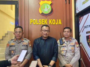 Polsek Koja Bagikan Daging Qurban Ke Warga Koja