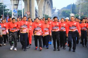 Kapolri Buka Bhayangkara Fun Walk 2024: Bersama Bergerak untuk Persatuan