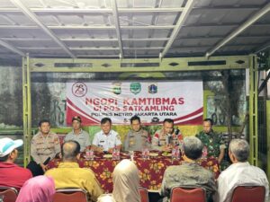 Ngopi Kamtibmas di Pos Satkamling Polres Metro Jakarta Utara