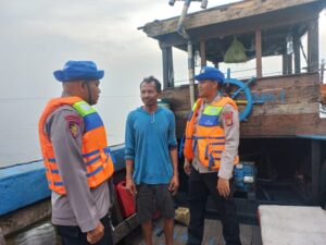 Patroli Satpolairud Polres Kepulauan Seribu Gencarkan Patroli Laut Dialogis untuk Antisipasi Kejahatan di Perairan