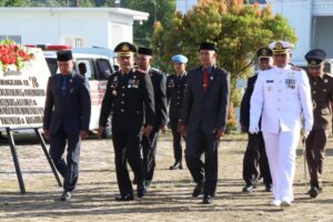 Tingkatkan Sinergitas TNI Polri, Danlanal Simeulue Berikan Kejutan Pada HUT Bhayangkara Ke-78