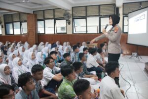 Polsek Pademangan Adakan Penyuluhan Bahaya Narkoba di SMKN 3 Pademangan Jakut