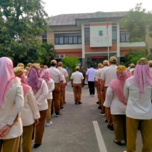 Apel Sinergitas Tiga Pilar dan Deklarasi Tolak Judi Online dan Pinjaman Online Ilegal Kecamatan Bekasi Timur