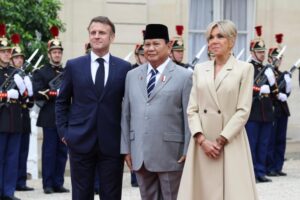 Hadiri Pembukaan Olimpiade Paris 2024, Menhan Prabowo Beri Dukungan Kontingen Indonesia