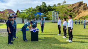 Pangkalan TNI AL Nias Laksanakan Penandatanganan Pakta Integritas Didepan Calon Siswa Bintara/Tamtama Gelombang ll TA. 2024