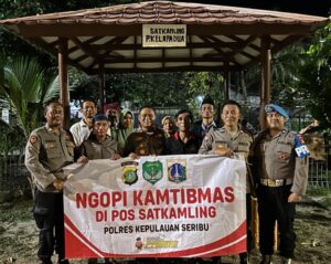 Kapolsek Kepulauan Seribu Utara, Iptu Yoyo Hidayat, Bersama Tiga Pilar Gelar Ngopi Kamtibmas di Pulau Kelapa Dua