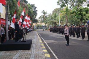 Polres Kepulauan Seribu Gelar Upacara Peringatan HUT ke-79 Kemerdekaan RI di Kantor Perwakilan Polres Kepulauan Seribu