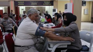 Rangkaian HUT Polwan ke-76 Diperingati Dengan Donor Darah