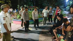 Polsek Kepulauan Seribu Selatan Gelar Patroli Malam Cipta Kondisi, Jaga Kamtibmas dan Waspada Hoax Selama Pilkada 2024