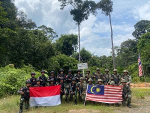 Keharmonisan Tentara Indonesia dan Malaysia di Perbatasan