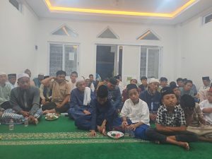 Bhabinkamtibmas Kelurahan Harapan Mulya Hadiri Maulid Nabi Muhammad SAW: Mempererat Kerukunan Umat