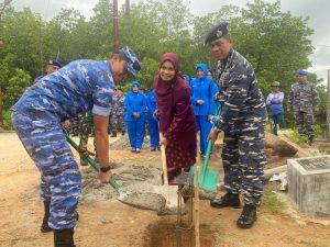 PELETAKAN BATU PERTAMA KAMPUNG BAHARI NUSANTARA OLEH DANLANAL BINTAN