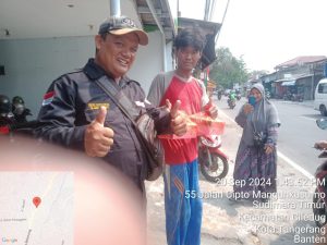 Ratusan Makanan Gratis Dibagikan Pengurus FWJI Kota Tangerang Dalam Jum’at Berkah