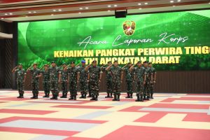 18 Perwira Tinggi TNI AD Resmi Sandang Pangkat Baru