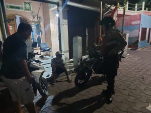 Polsek Kepulauan Seribu Selatan Gelar Patroli Malam Perintis Presisi, Antisipasi Gangguan Kamtibmas Selama Pilkada 2024