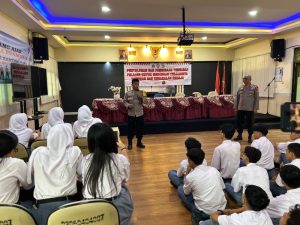 Polsek Koja Laksanakan Kegiatan Police Goes To School dan Penyuluhan Pelajar Untuk Mencegah Tawuran dan Kenakalan Remaja di SMAN 110 Tugu Selatan