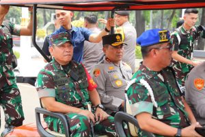 TNI-Polri Sterilisasi Gedung DPR MPR jelang pelantikan Presiden dan wakil presiden