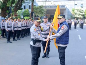 Kapolda Metro Pimpin Apel Pamen Dan Kukuhkan Pengurus Komite Olahraga Polri