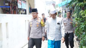 Kunjungan Kapolres Metro Jakarta Utara dalam Rangka Silahturahmi dengan Ustadz Maryadi di Kelapa Gading