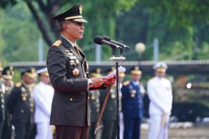 Mabes TNI Gelar Upacara Peringatan Hari Pahlawan Tahun 2024 : Teladani Pahlawanmu, Cintai Negerimu