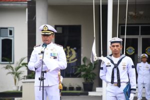 Danlanal TBA Pimpin Upacara Hari Pahlawan Nasional