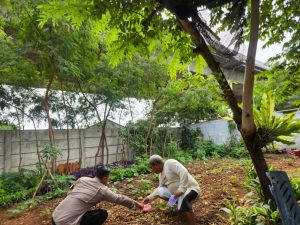 Polsek Kelapa Gading Laksanakan Program Pekarangan Pangan Bergizi untuk Ketahanan Pangan