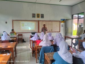 Polres Metro Bekasi Gelar Pembinaan dan Penyuluhan di SMAN 2 Cibitung dalam Program “Mahasiswa Mengajar Polda Metro Jaya”