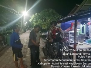 Polsek Kepulauan Seribu Selatan Gelar Patroli Malam Antisipasi Tawuran dan Gangguan Kamtibmas