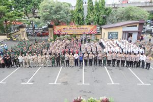 Apel Gelar Pasukan Operasi Kepolisian Lilin Jaya 2024 di Polres Metro Jakarta Utara