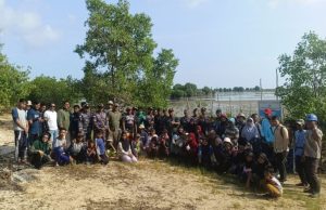 Lanal Bintan Bersama Yayasan Ecology Kepulauan Riau Lakukan Penanaman 50.000 Pohon Mangrove di Berakit