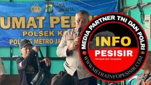Polsek Koja Gelar Bakti Sosial Jumat Peduli, Bagikan Beras dan Terigu Gratis di Tugu Utara